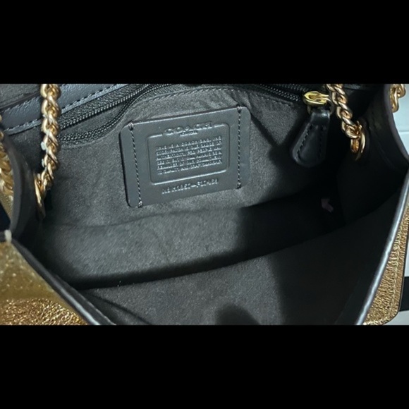 Coach Crossbody 👛 - Picture 5 of 6